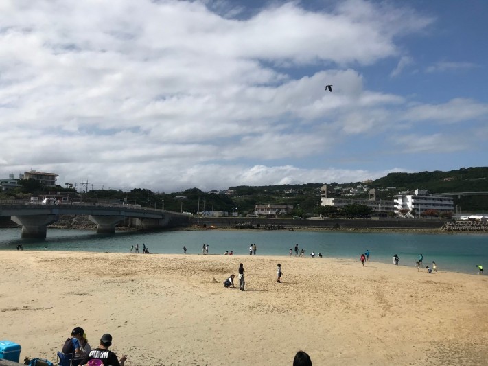 夏の日差し！海開きも始まってます！