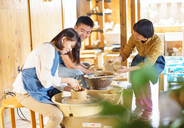 壺屋焼・窯元　陶芸教室　育陶園