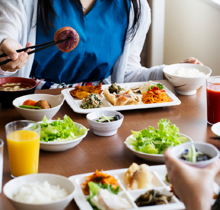 朝食