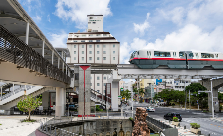 牧志駅から徒歩0分